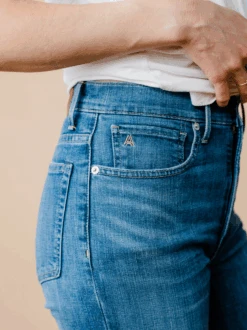 Holly Kick Flare -The Mist Sale Store HollyKickFlare MediumIndigoWash ABLE 2