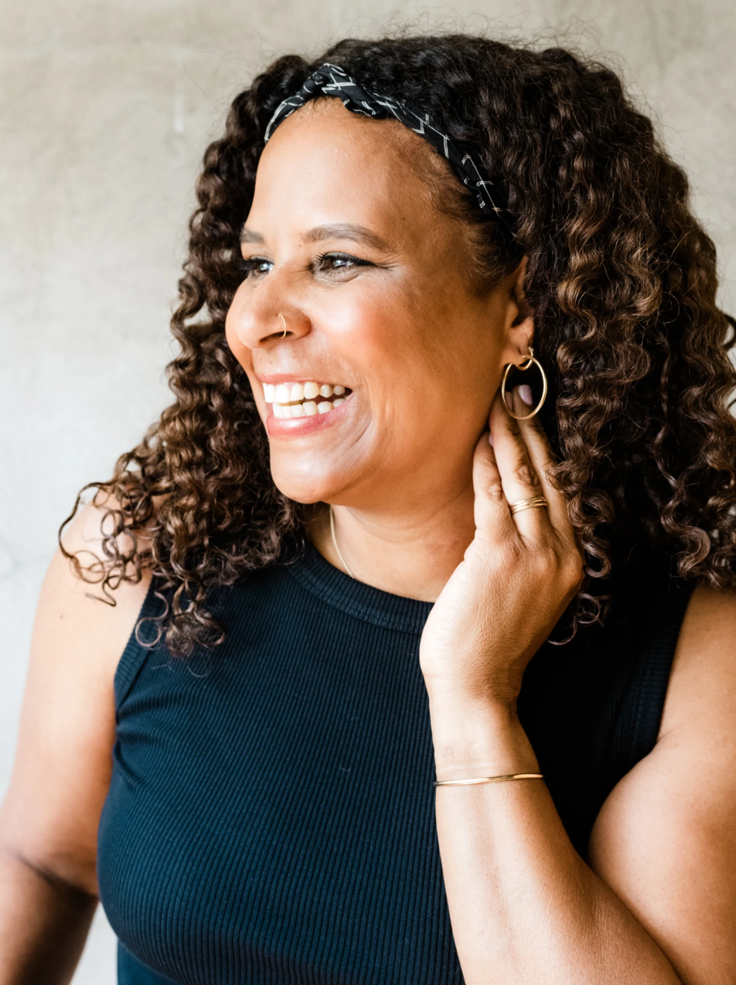 Lyss Hoops 3 Lyss Hoops - Image 3