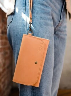 Mare Phone Wallet -The Mist Sale Store MarePhoneWallet Cognac ABLE 1