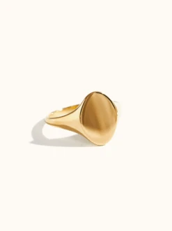 Signet Ring
